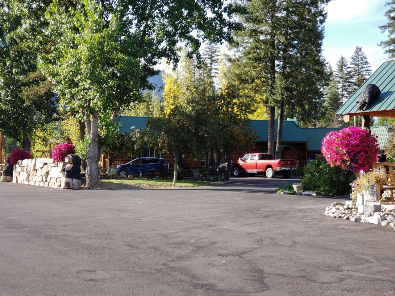 Riverfront Motel & Cabins Thompson Falls Kültér fotó